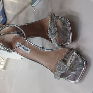 NEW Steve Madden Confeti Rhinestone Knot Heeled Sandals Size 10M